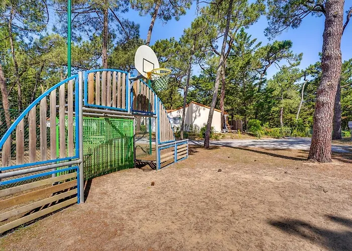 Дом отдыха Stunning In Ла-Фот-сюр-Мер