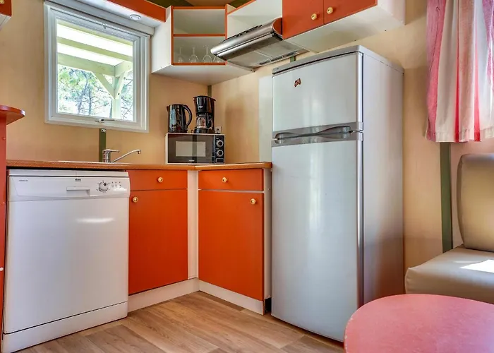 Stunning In Ла-Фот-сюр-Мер